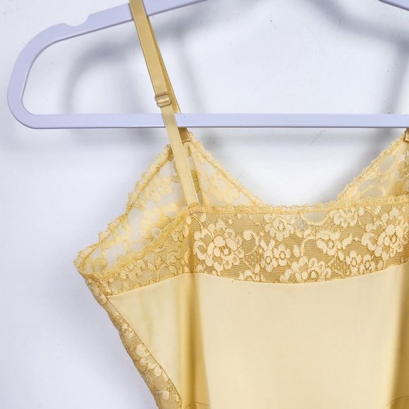 Vanity Fair Pale Yellow Slip Dress Size 32 or Small Indie Sleaze Night Luxe - Picture 5 of 6